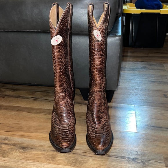 Idyllwind Shoes Nwt Idyllwind Boots Poshmark